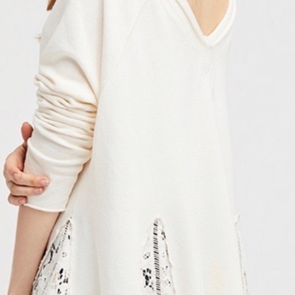 Free People Ivory V-Neck Sweatshirt with Lace Panel Details